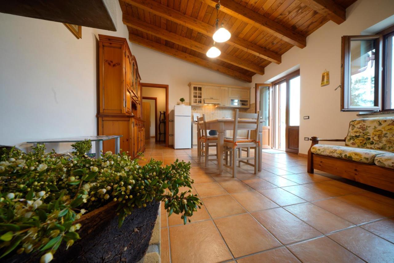 Appartamento L'oliveto Nuxis Esterno foto