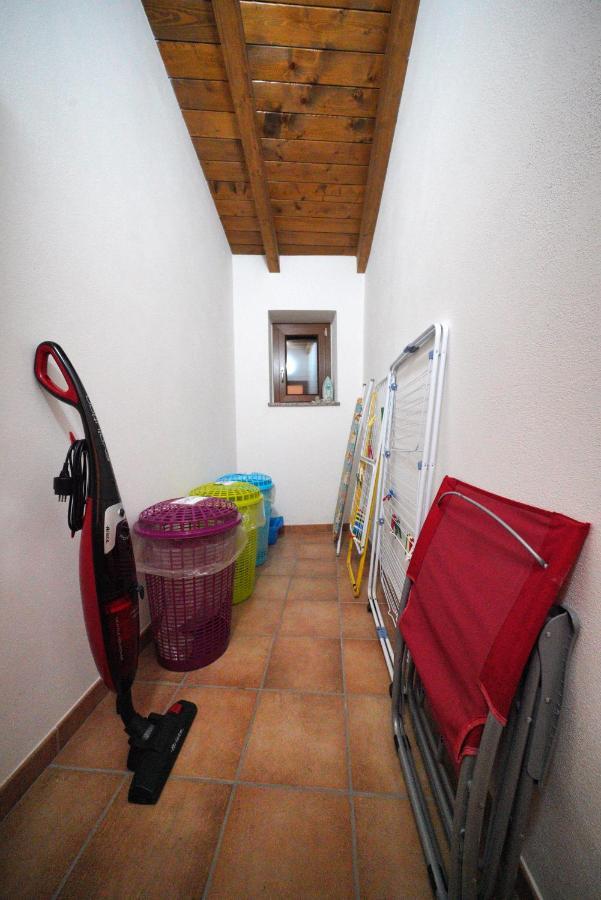 Appartamento L'oliveto Nuxis Esterno foto